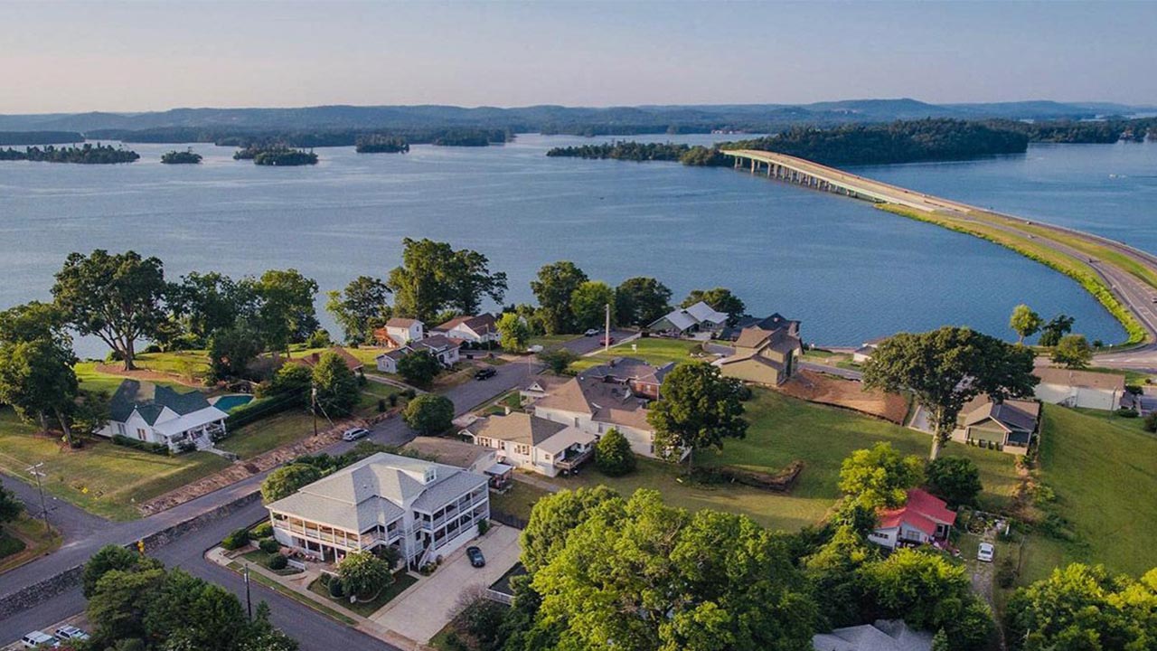 attraction-alabama-lake-guntersville