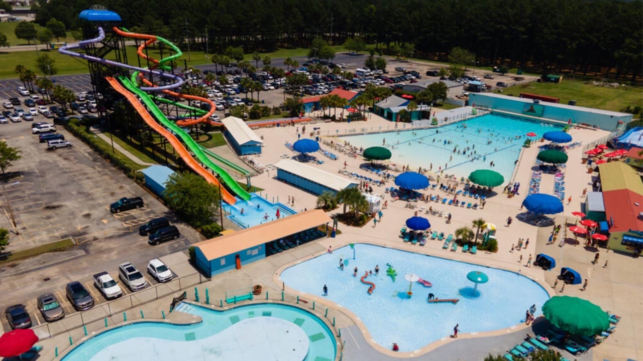 attraction-myrtle-beach-waves-water-park